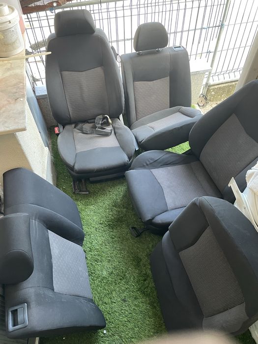 Bancos seat ibiza 6l/Grelha parachoques cupra