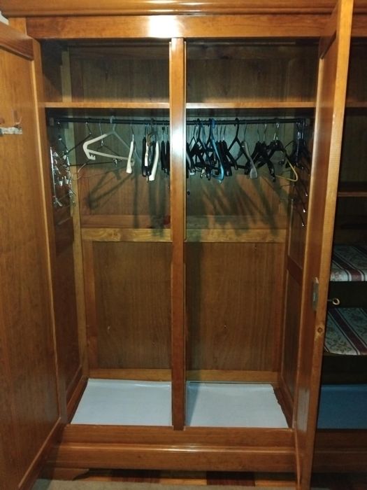 Roupeiro de grandes dimensões