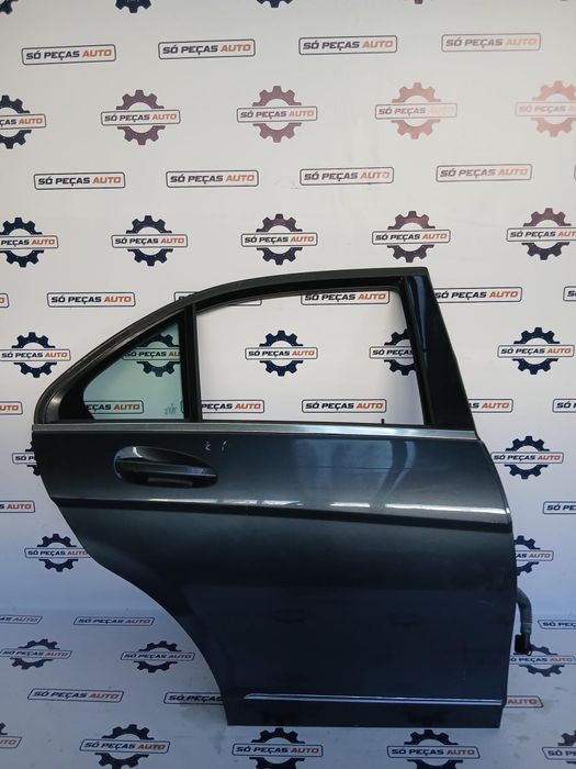 PORTA TRASEIRA DIREITA CINZENTO MERCEDES C220 2.1CDI ANO: 2012
