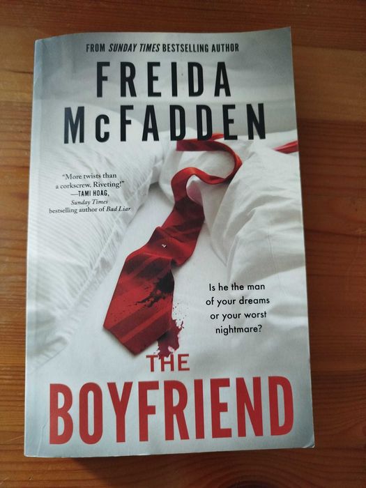 Livro "The Boyfriend" de Freida Mcfadden