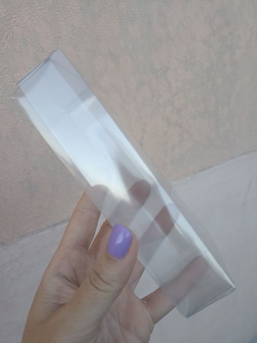 Transparent Box64285302608899121