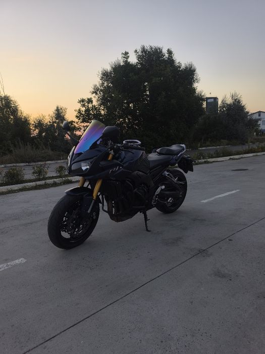Продам Yamaha  Fazer fz1   литр