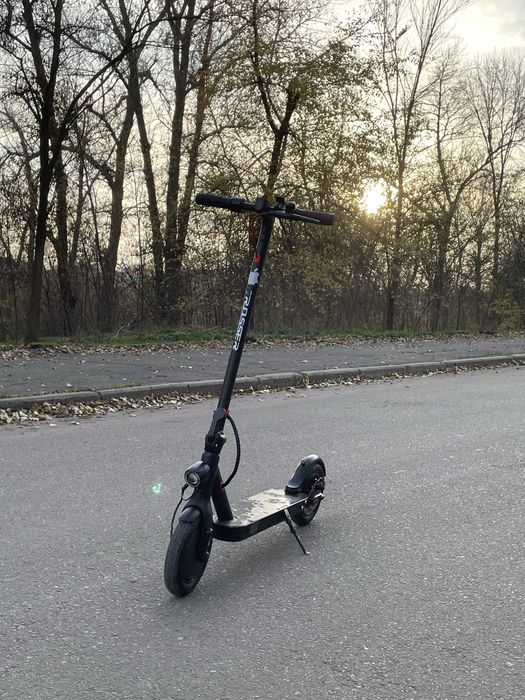 Електросамокат. Crosser e9