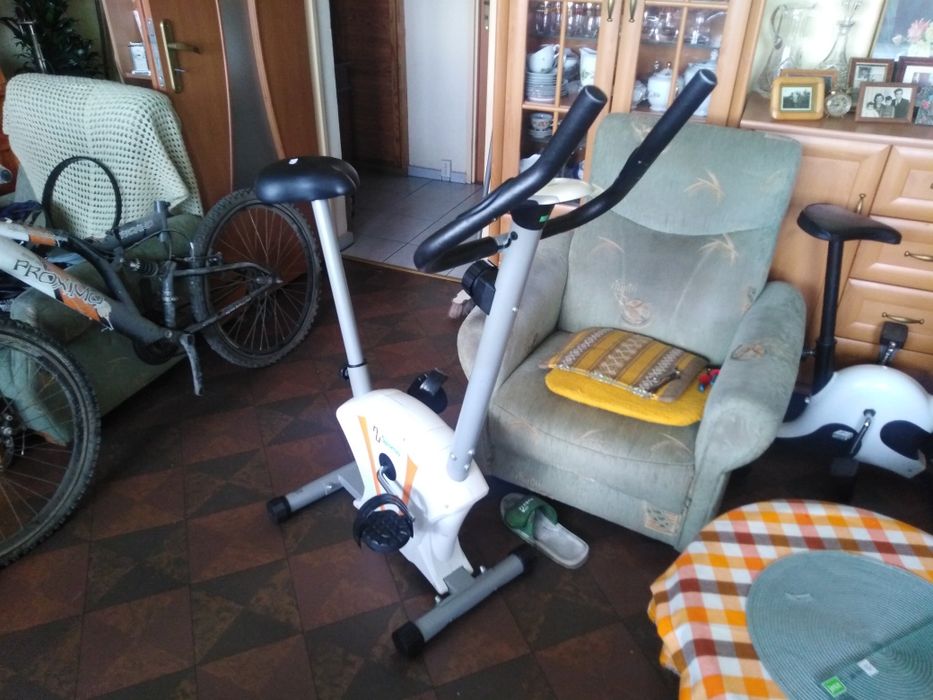 Rower treningowy firmy "Nu Sportia"