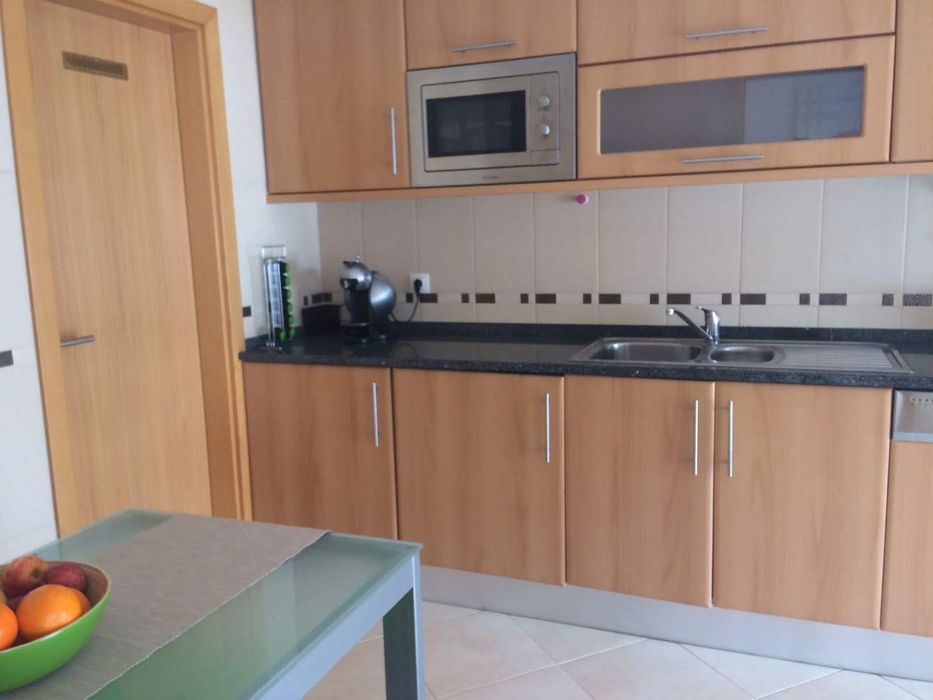 Apartamento T1 com piscina para férias em Ferragudo
