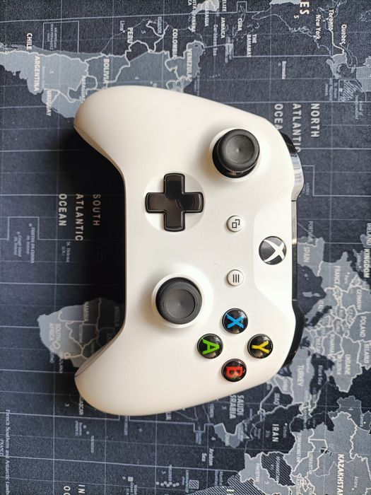 Pad do XBOX ONE lub series