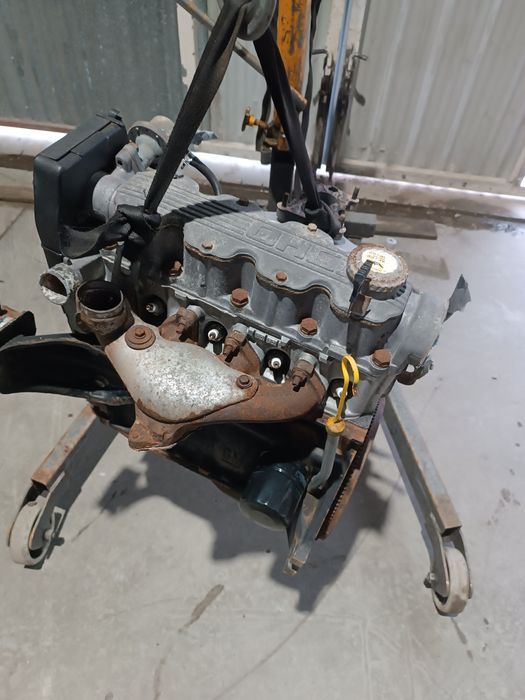 Motor - Opel Corsa A / Astra  / Kadett  1.4 (  14NV )