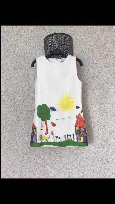 Нове гарне платтячко, платье, сукня на ріст 104-110 см на 4-5 років