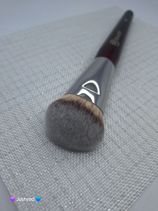 Nowy pędzel BK Beauty 115