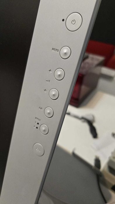 Monitor Sony DeluxePro SDM-X202 de 20.1" (Ideal Retro Gaming / Escritório)