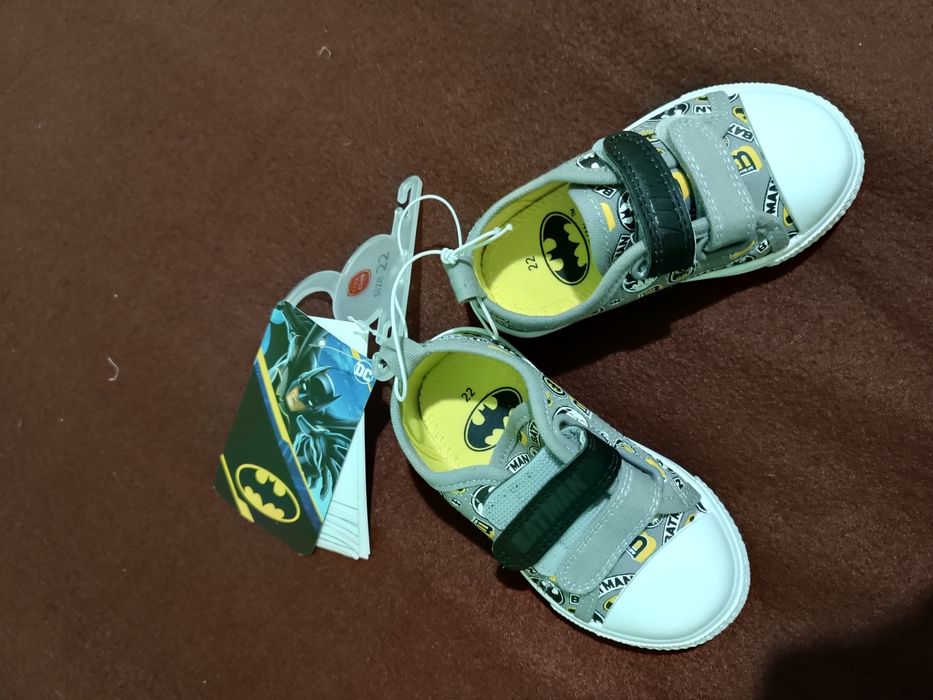 Новая обувь для детей и многое другое