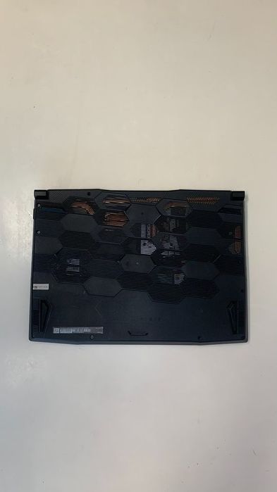 Portátil Gamer - MSI Katana GF66