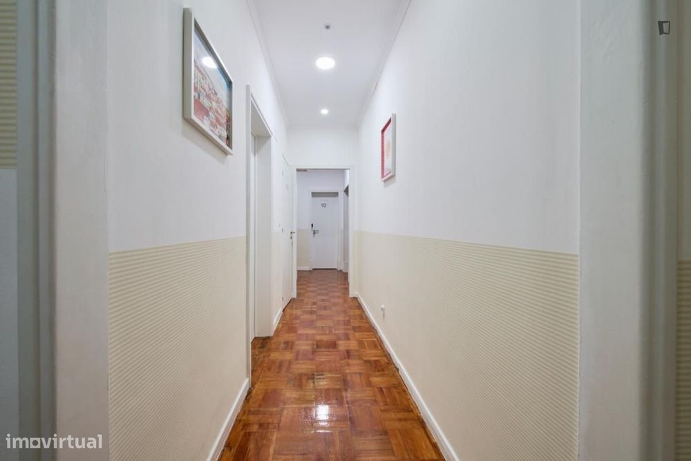 Quarto - localizado em Alameda Lisbon