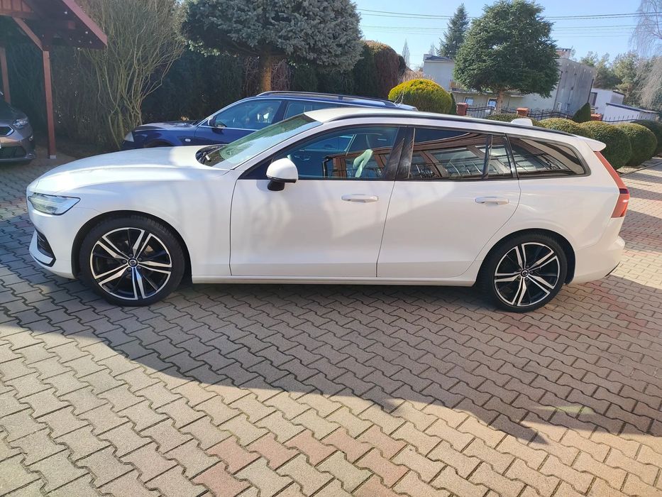 Volvo V60 Volvo V60 D4 Momentum Pro