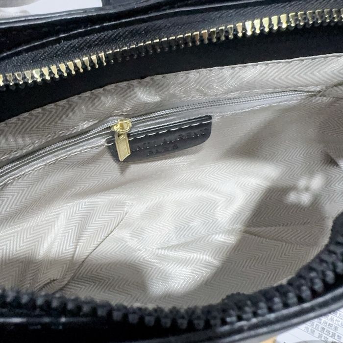 YSL Saint Laurent torebka czarna skórzana