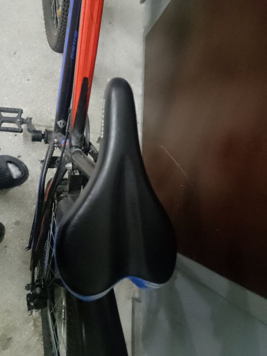 В продам велосипед INTENZO