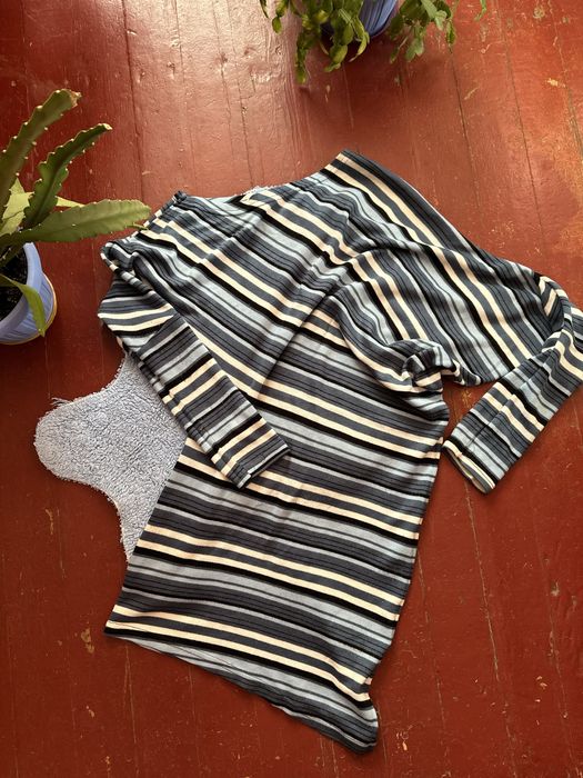 Лот з 38 речей на розмір xs шуба джинси брюки светри спідниці сукні