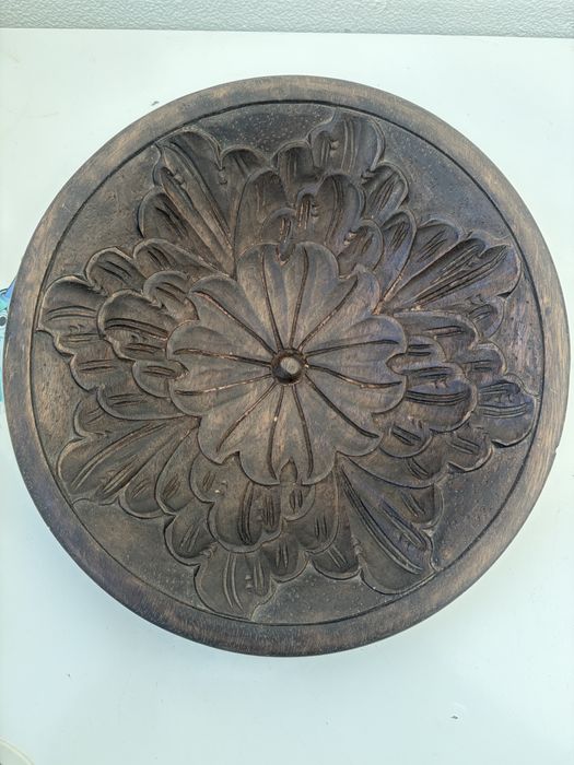 Tigela vintage em madeira esculpida à mão: