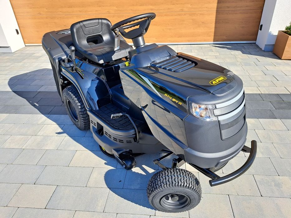 Nowa Stiga estate 2084 Alpina at484a traktorek kosiarka  z koszem