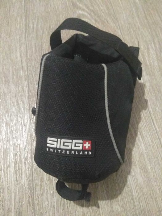 Cумка фляготримач SIGG