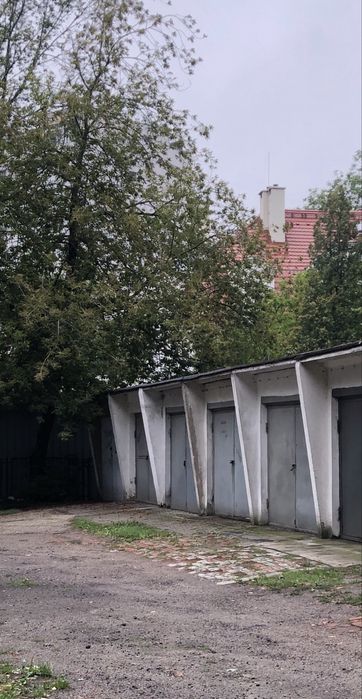 Garaż murowany z prądem, ul. Oficerska – parking / magazyn