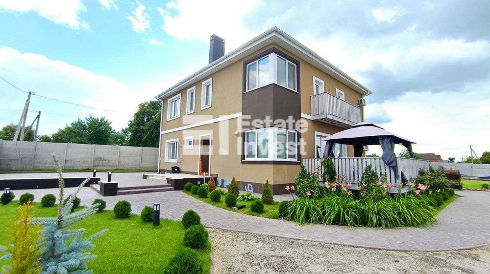 Сдам современный дом, смт Коротич