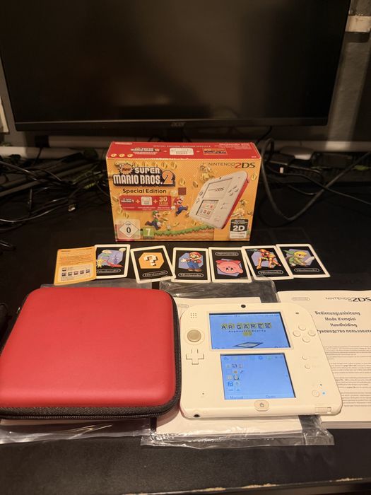 Nintendo 2DS Special Edition New Super Mario Bros. 2