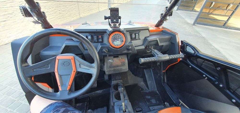 Polaris RZR 1000