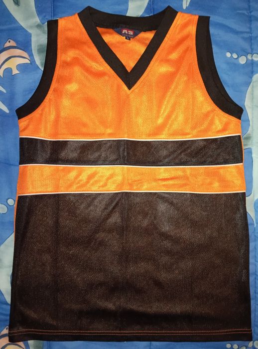 Lote de roupa de homem