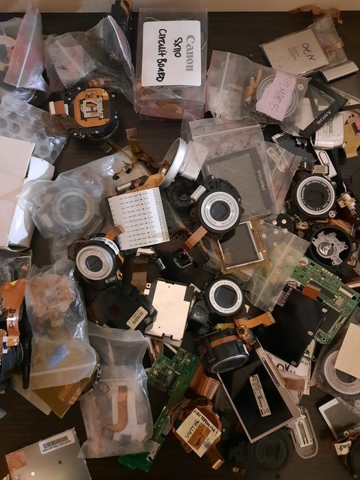 Запчасти для фотоаппаратов