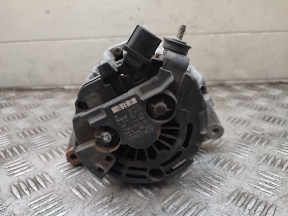 Toyota Corolla E-12 1.4 16v alternator