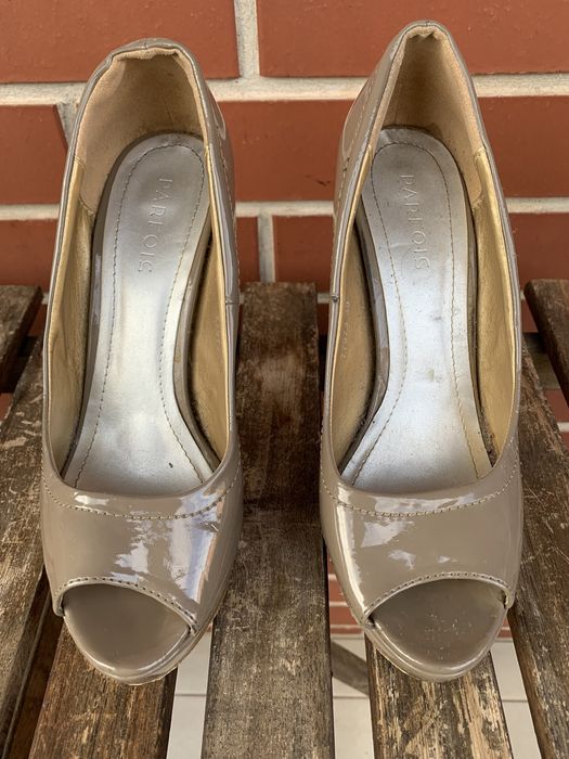 Sapatos de verniz Parfois