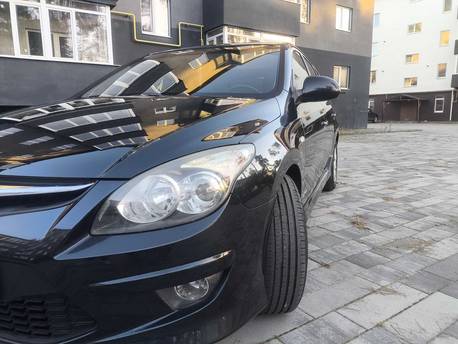 Продам HYUNDAI I 30 в рідній фарбі