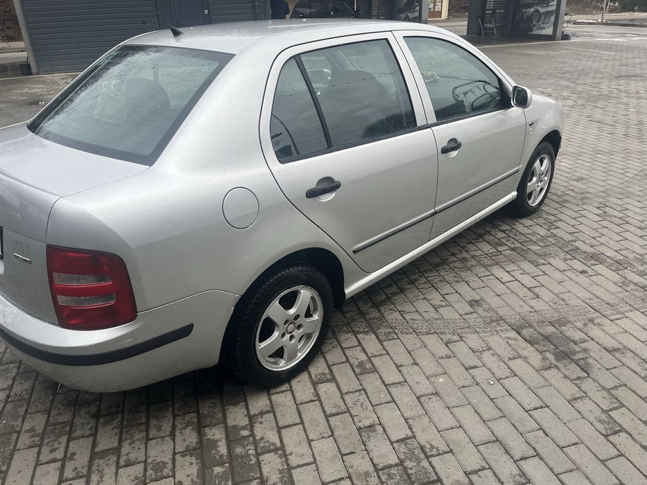 Продам хороше авто/Skoda Fabia 1.4mpi