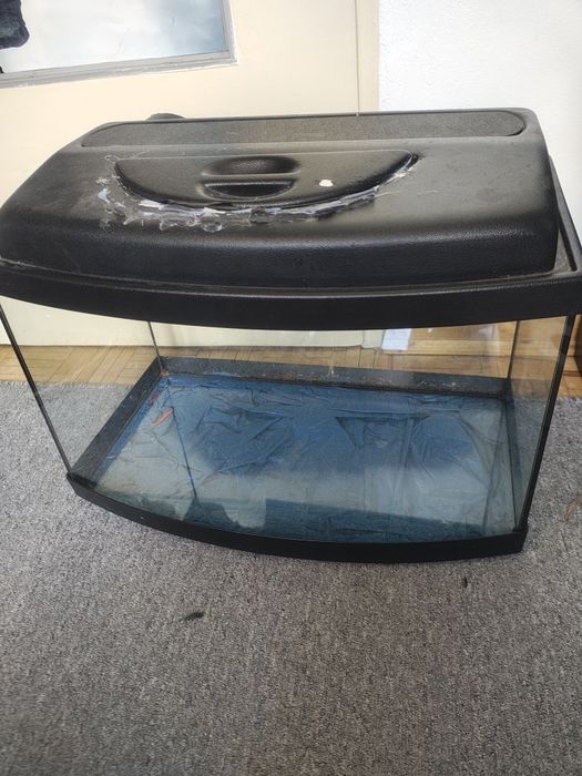 Akwarium nieszczelne, terrarium