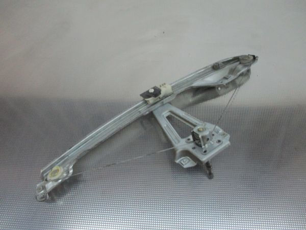Elevador vidros trás esquerdo RENAULT Clio III (BR0/1, CR0/1)