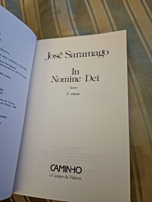 In nominei dei - Saramago - Caminho -- 3 edição - 12E - Cortes de Jupiter por Gil Vicente - Lisboa 1937 - 1 edição - 7E Desde 2E