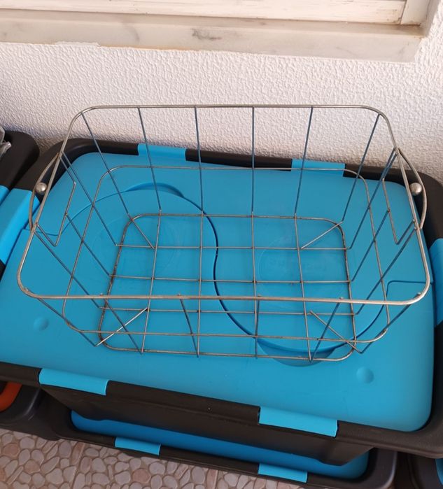 Cesto metálico usado