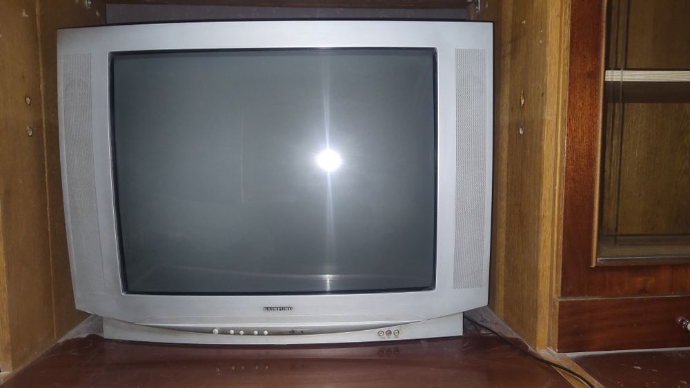 Телевизор Рейнфорд 29"