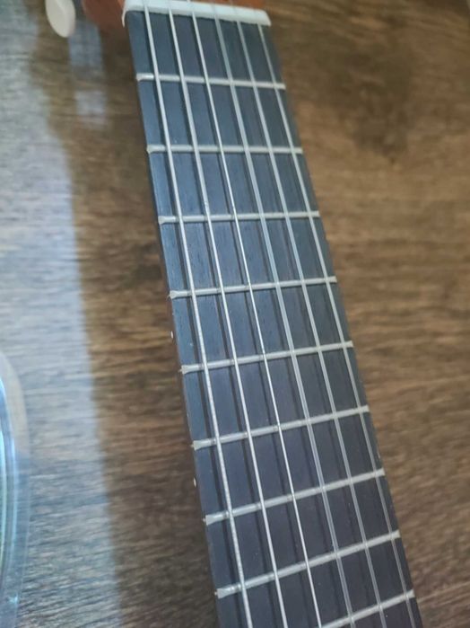 Гітарлеле YAMAHA GL1