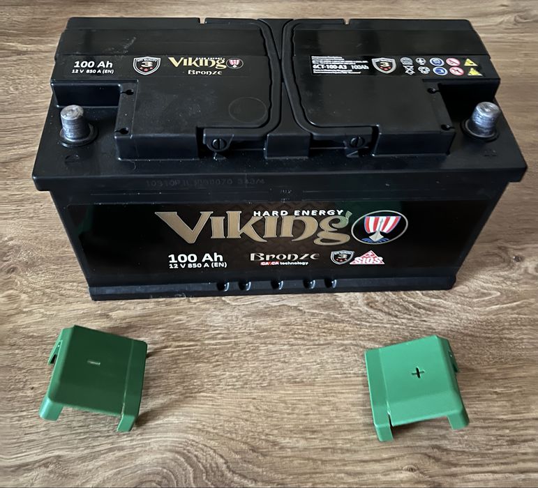 Продам аккумулятор Viking 100 ah