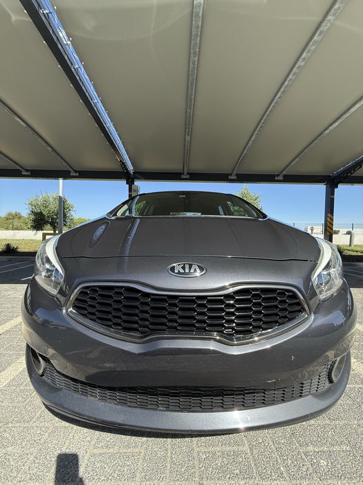Kia Cee'd 1.4 CRDi EX Prime (90cv) | 2013 | Nacional | Excelente Estado