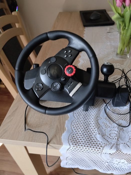 Kierownica Logitech driving force gt