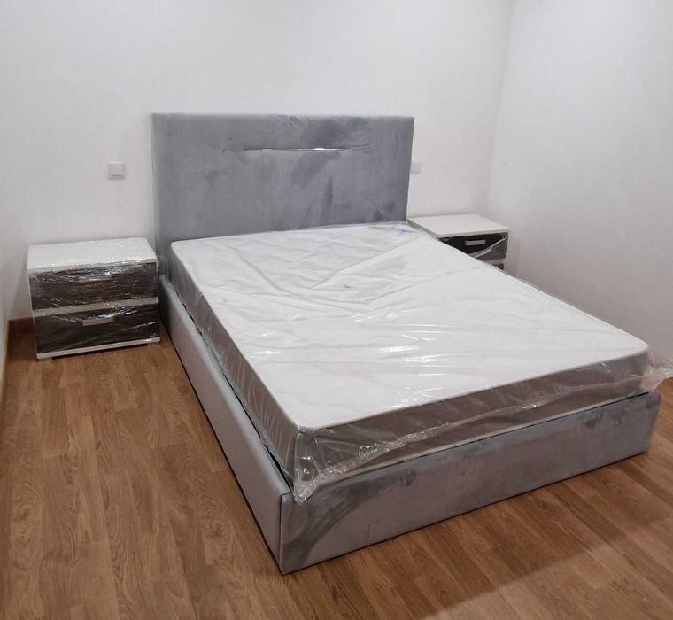 Camas de Casal Estofadas de Luxo 199€ Disp. em Várias Cores! 190x140m!