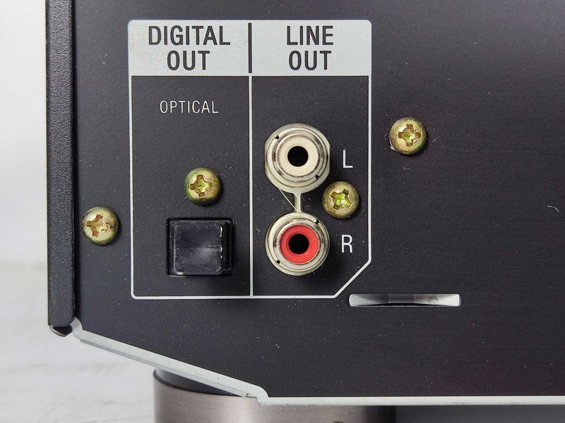 Sony CDP XE 210 Odtwarzacz płyt CD Digital out Dobór Audio
