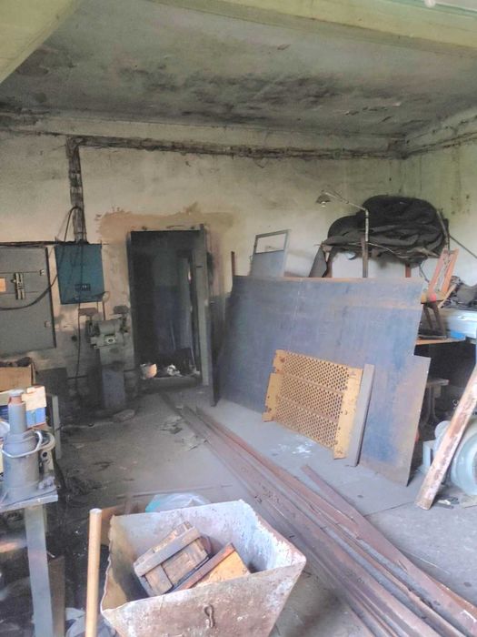 Продаж виробничо-комерційного приміщення в  (Багачеве).