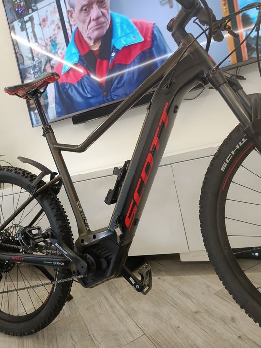 Scott aspect eride 20.Bosch performance cx.