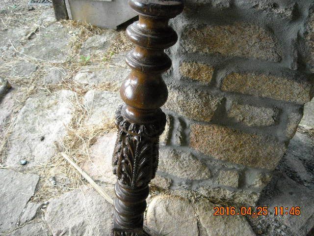 6 colunas mogno em talha manual