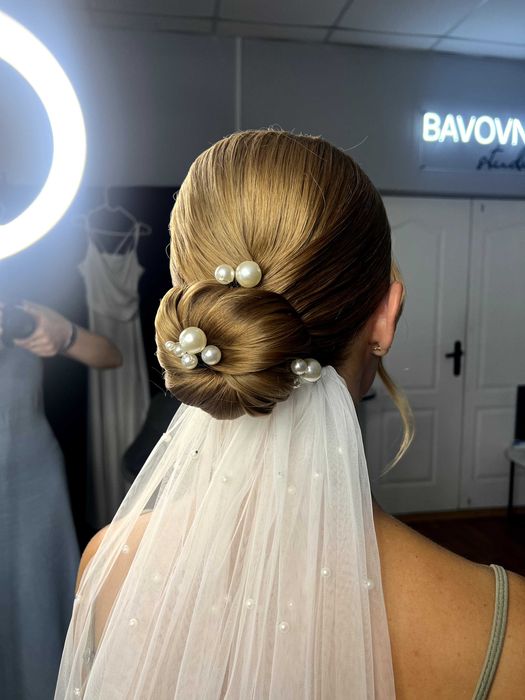 Майстер зачісок | Кременчук | Виїзд | Весільні та вечірні образи