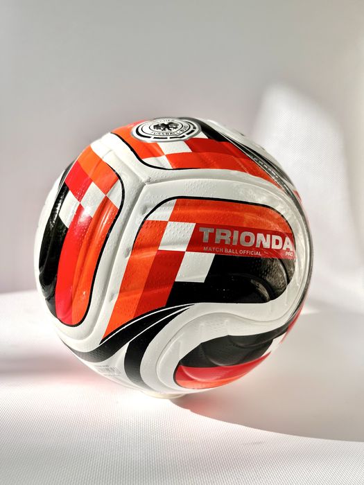 Футбольньний мʼяч Trionda Germany. size5. Термошов
